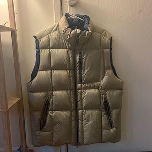 Burton Puffy Vest *Lightly Used*